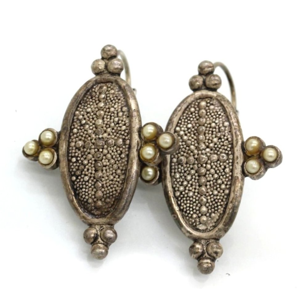 VINTAGE VENUE EARRINGS pearls, excellent, made in USA, pierced 12.2 grams